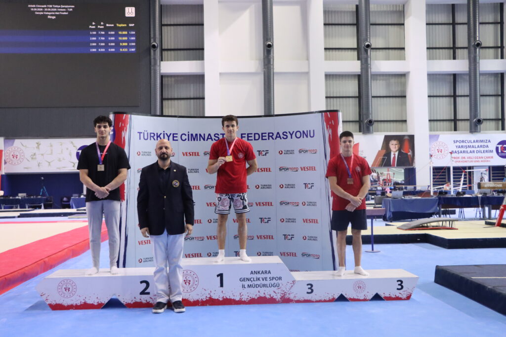 genc-erkekler-kulplu-beygir